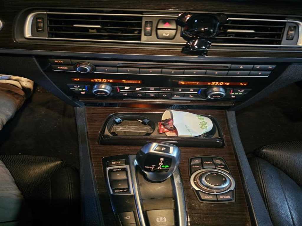 BMW 7 Series 2010 Gris - Importación desde Corea - HF Imports Iquique - Foto 14