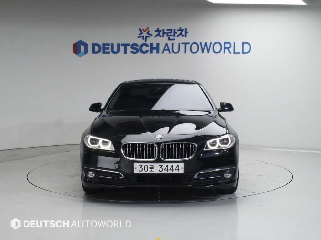 BMW 5 Series - Vista 3