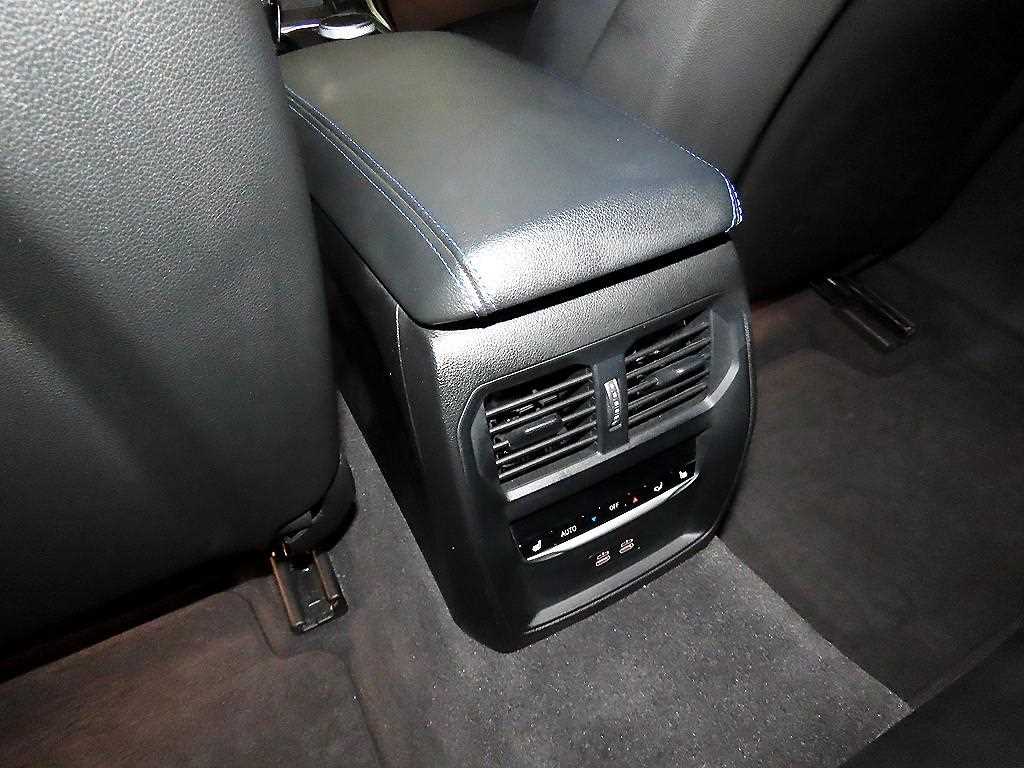 BMW 3 series 2021 Azul - Importación desde Corea - HF Imports Iquique - Foto 16