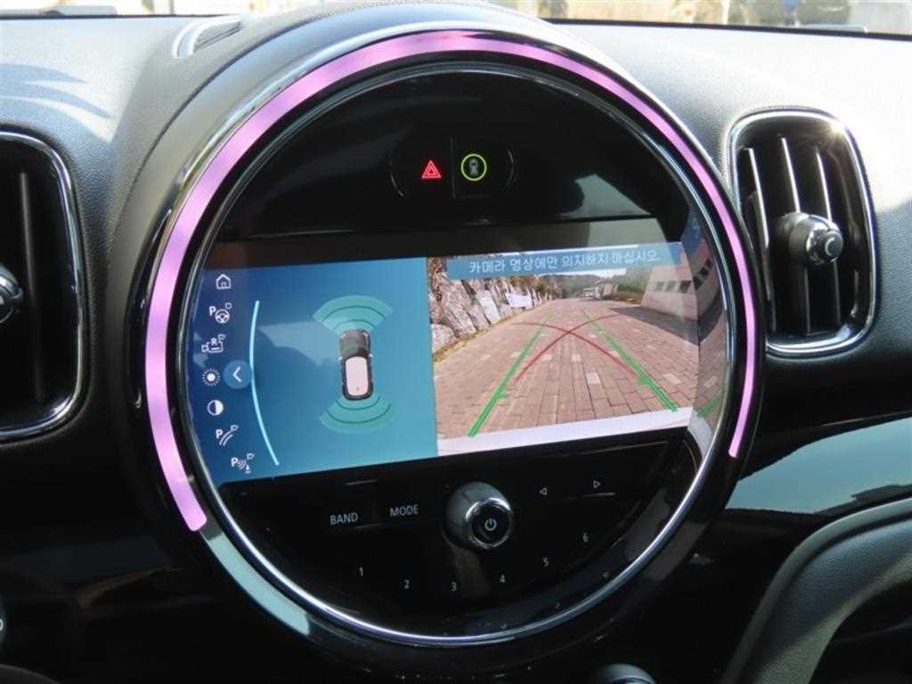 Mini Countryman - Vista 9