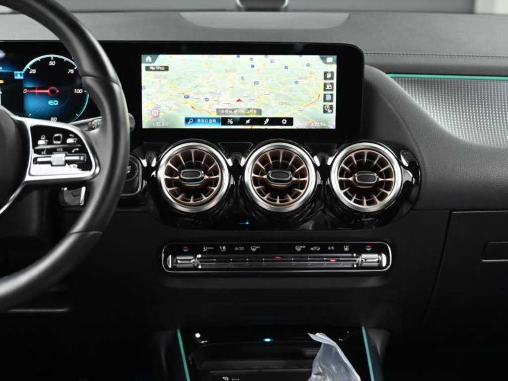 Mercedes Benz EQA 2021 Azul - Importación desde Corea - HF Imports Iquique - Foto 14