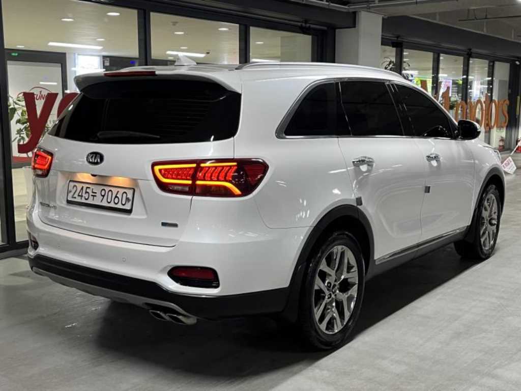 KIA Sorento - Vista 4
