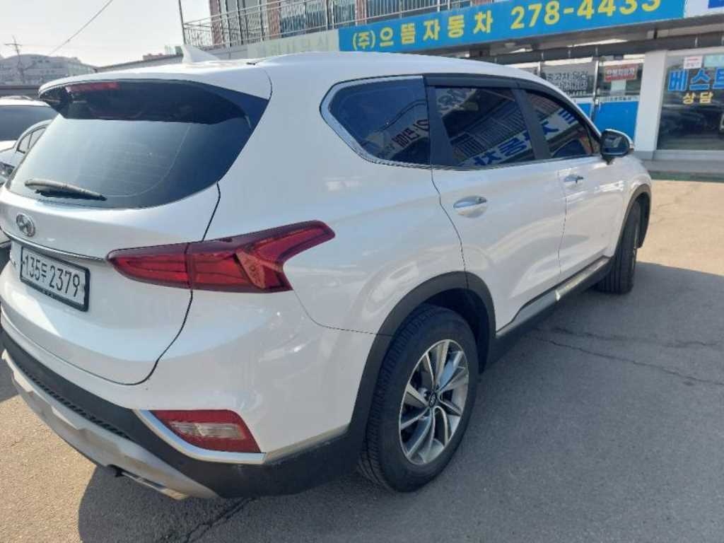 HYUNDAI Santa Fe - Vista 3