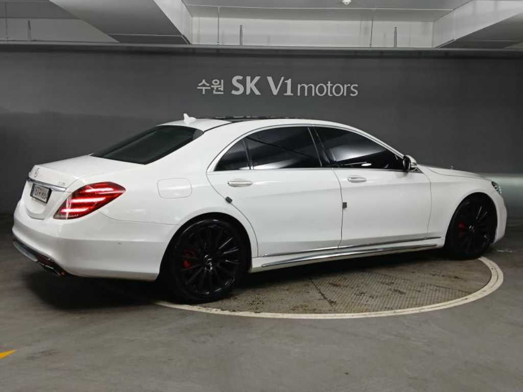 Mercedes Benz S Class - Vista 4