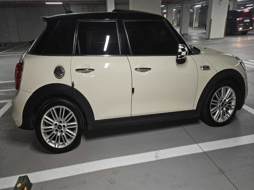 Mini Cooper - Vista 3
