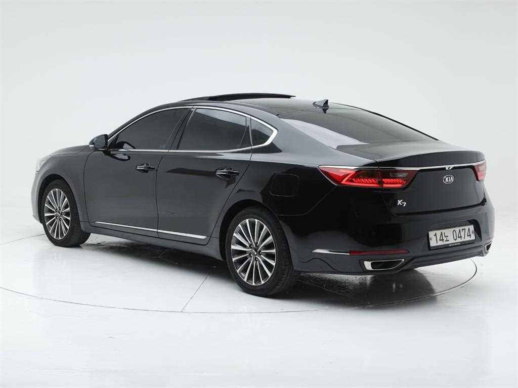 KIA K7 - Vista 4