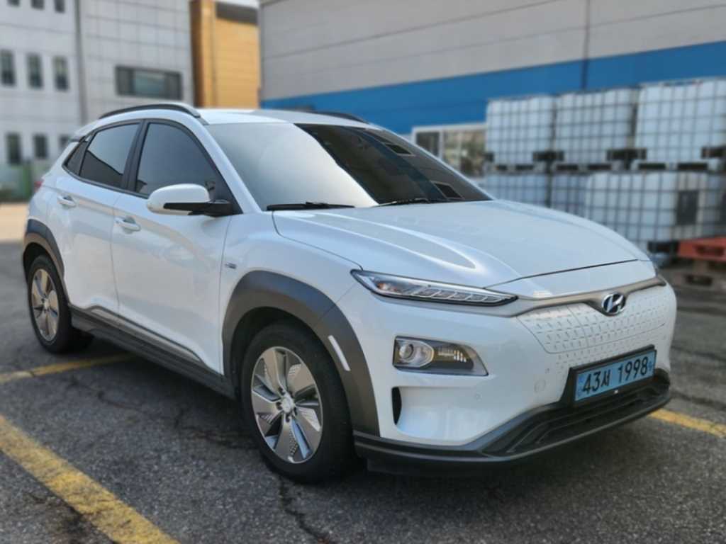 HYUNDAI Kona - Vista 3