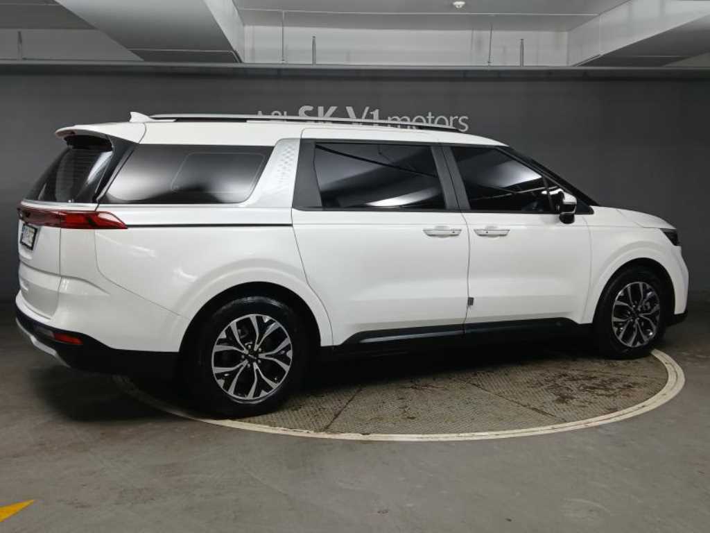 KIA Carnival - Vista 4