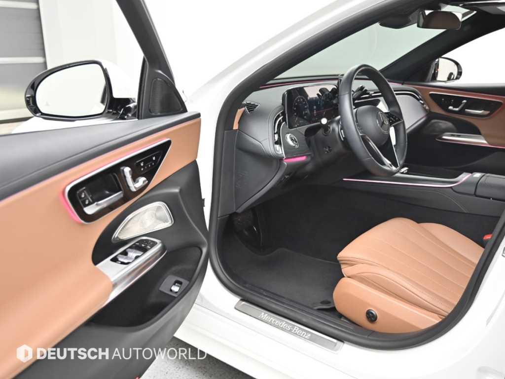 Mercedes Benz E class - Vista 11