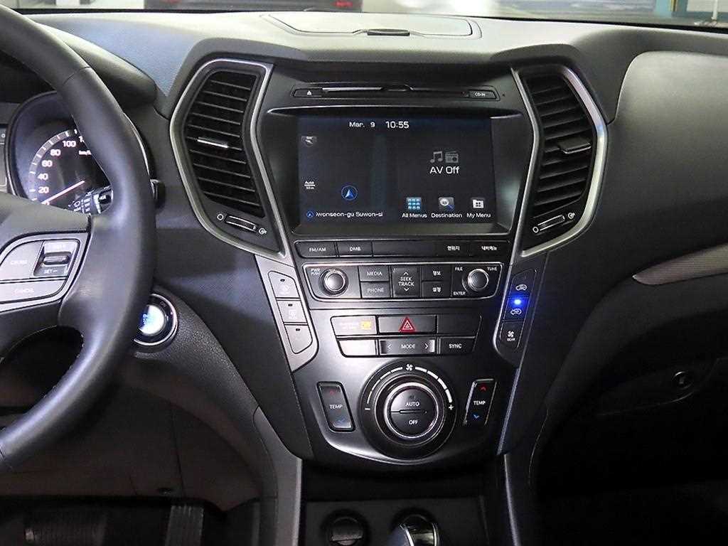 HYUNDAI Maxcruz - Vista 11