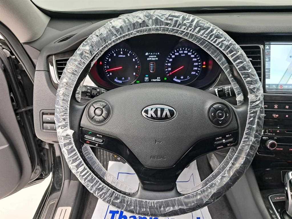KIA K9 - Vista 7