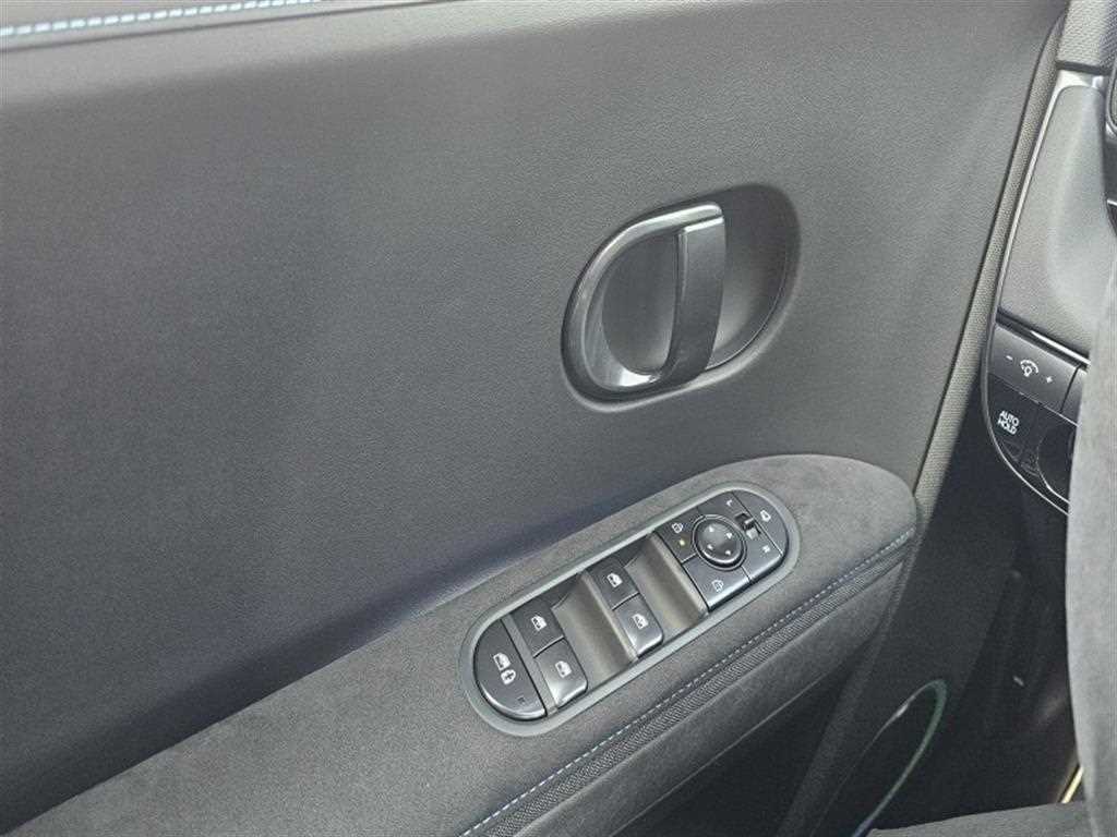 HYUNDAI Ioniq 5 - Vista 8