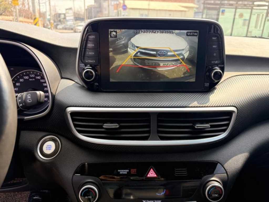 HYUNDAI Tucson - Vista 10