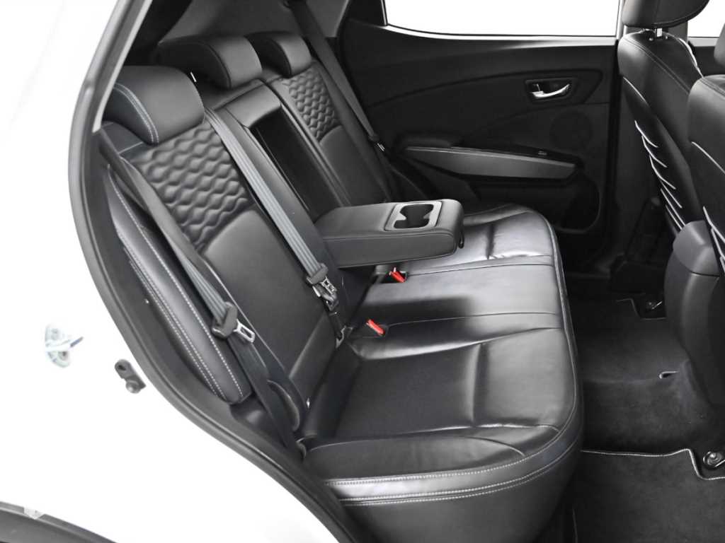 Ssangyong Tivoli - Vista 12