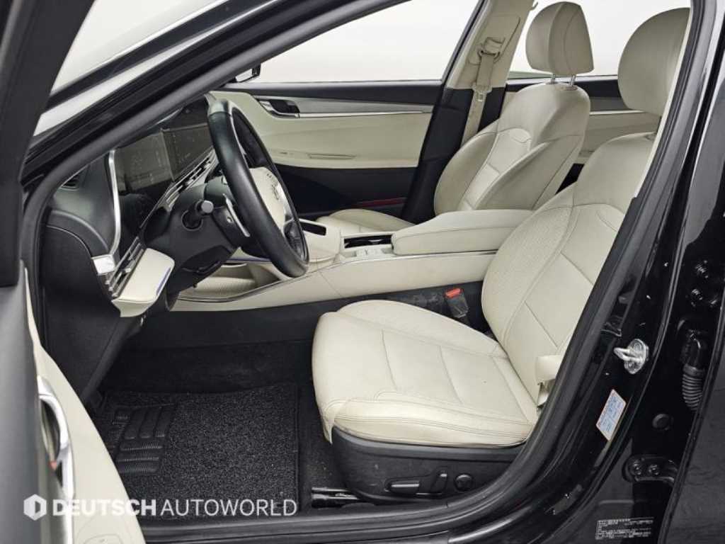 HYUNDAI Grandeur - Vista 7