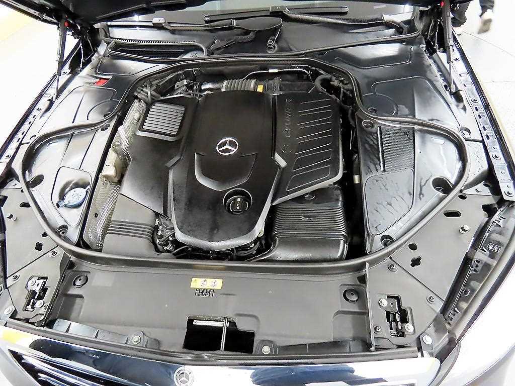 Mercedes Benz S Class 2018 Negro - Importación desde Corea - HF Imports Iquique - Foto 19