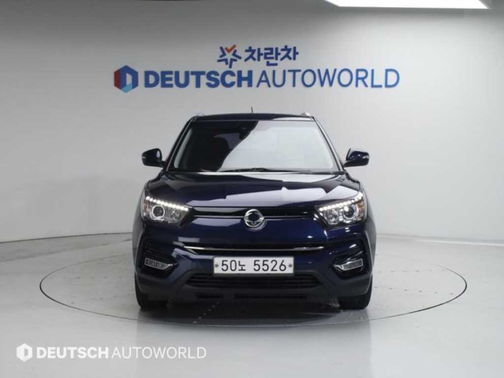 Ssangyong Tivoli - Vista 3