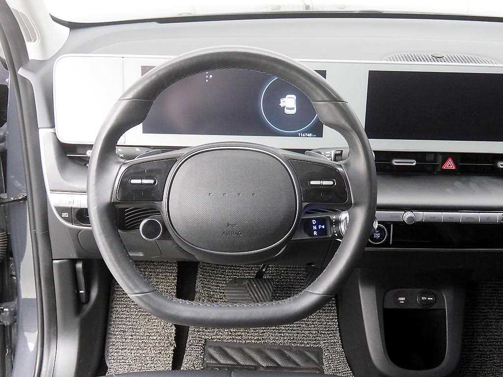 HYUNDAI Ioniq 5 - Vista 10