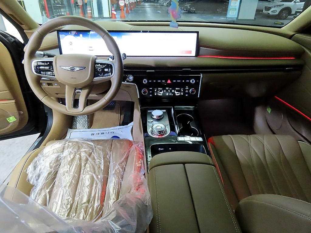 Genesis G80 - Vista 10