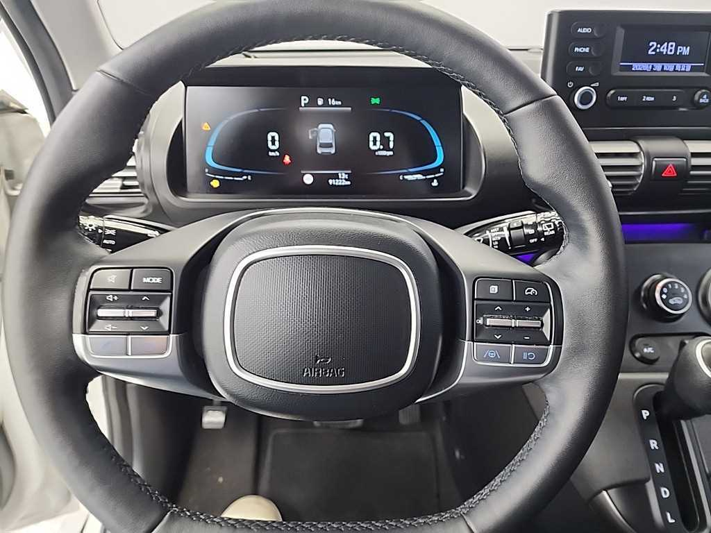 HYUNDAI Casper - Vista 9