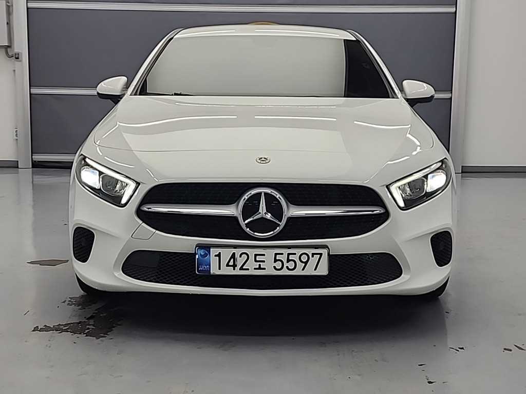 Mercedes Benz A Class - Vista 2