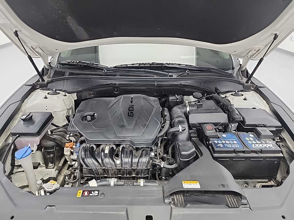 HYUNDAI Grandeur - Vista 5