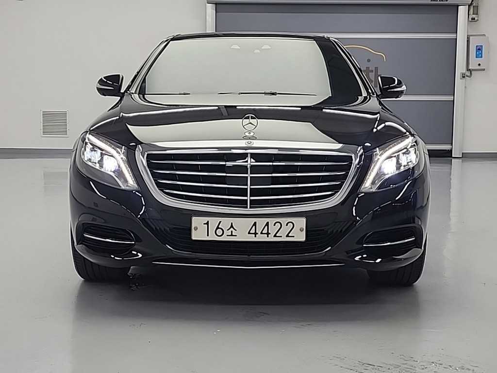 Mercedes Benz S Class - Vista 3