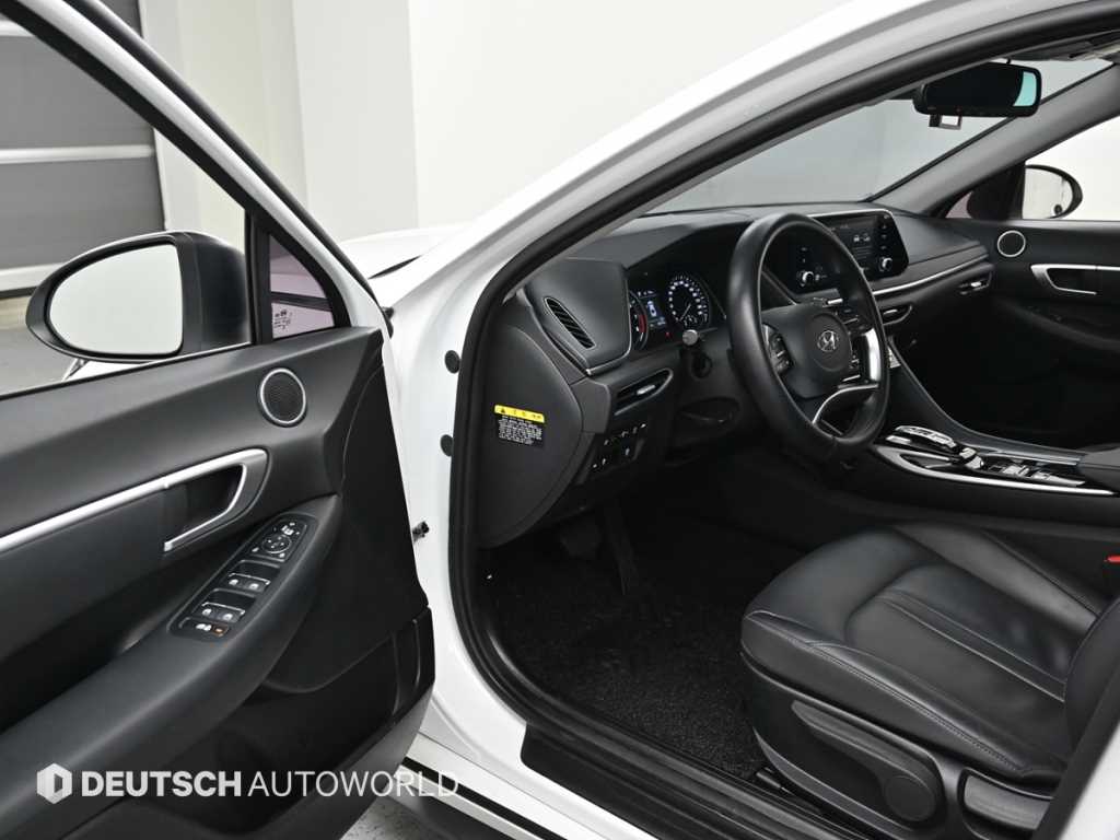 HYUNDAI Sonata - Vista 11