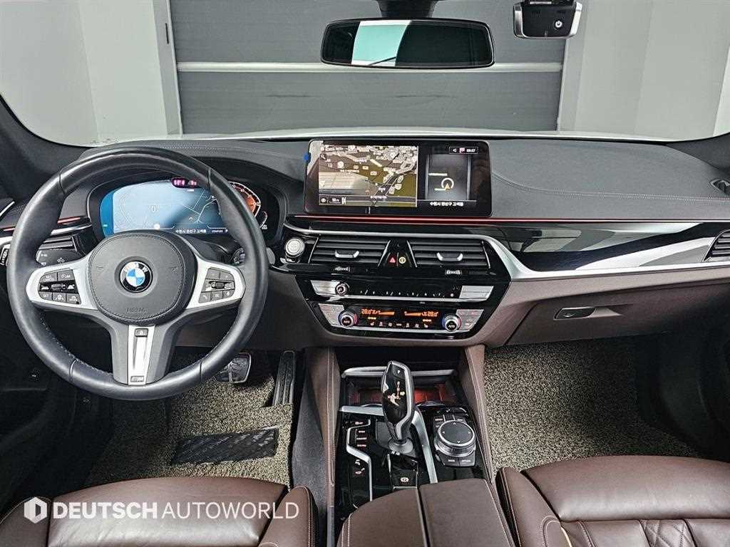 BMW 5 Series - Vista 7