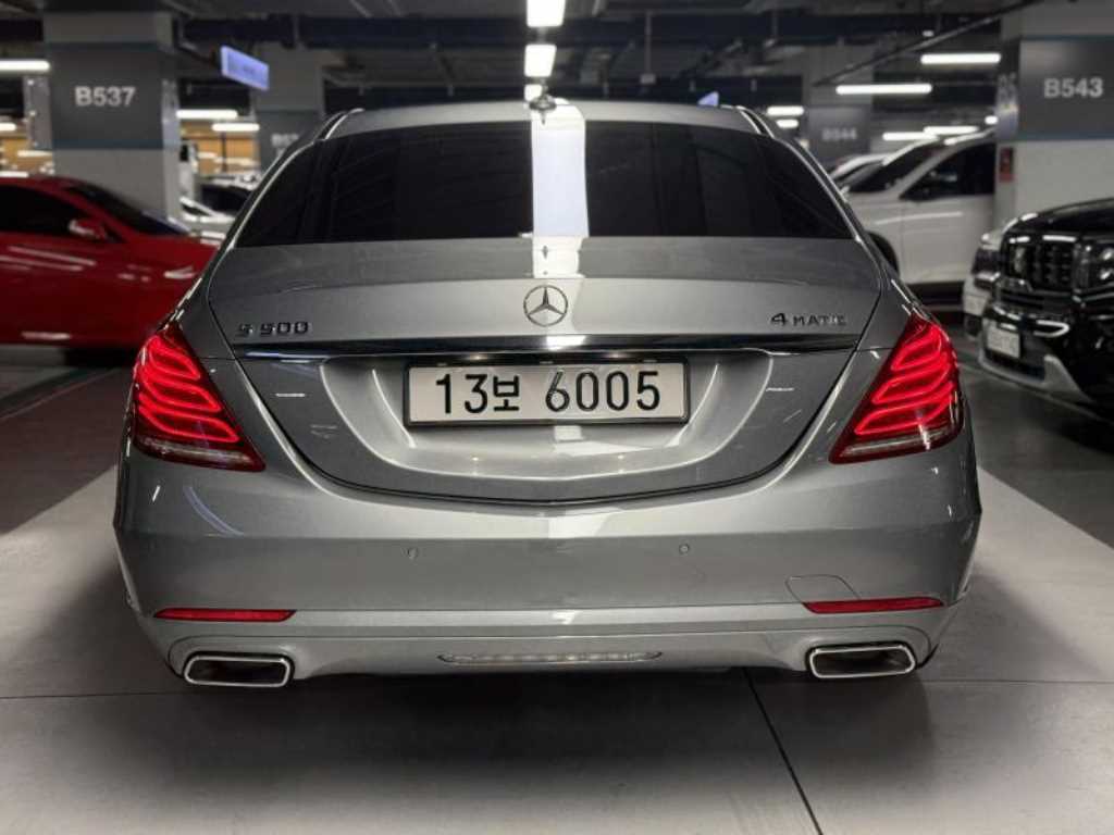 Mercedes Benz S Class - Vista 4