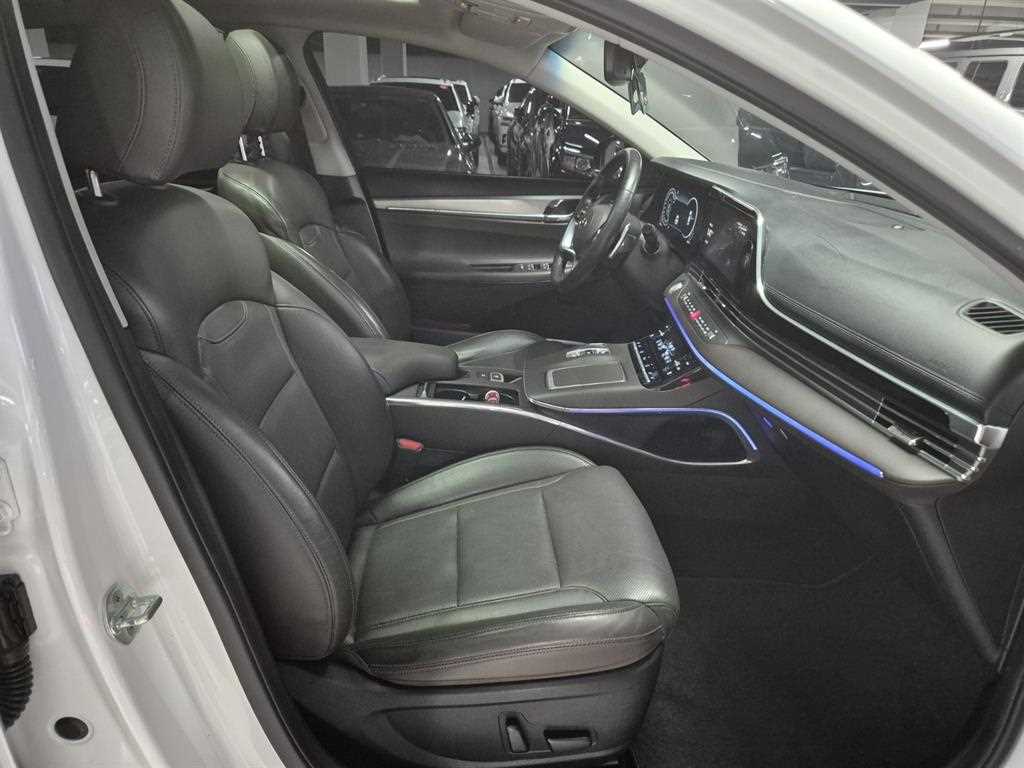 HYUNDAI Grandeur - Vista 7