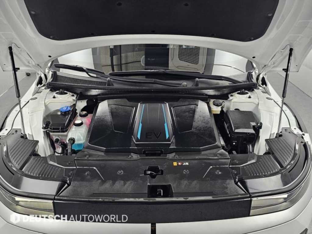 HYUNDAI Ioniq 5 - Vista 6