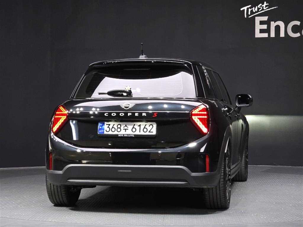 Mini Cooper - Vista 4