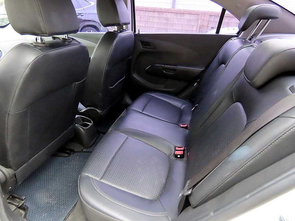 Chevrolet Abeo - Vista 6