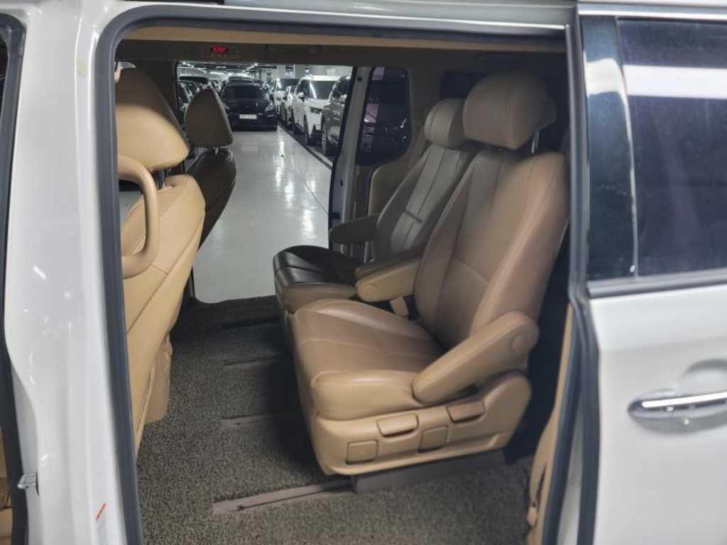 KIA Carnival 2016 Blanco - Importación desde Corea - HF Imports Iquique - Foto 14