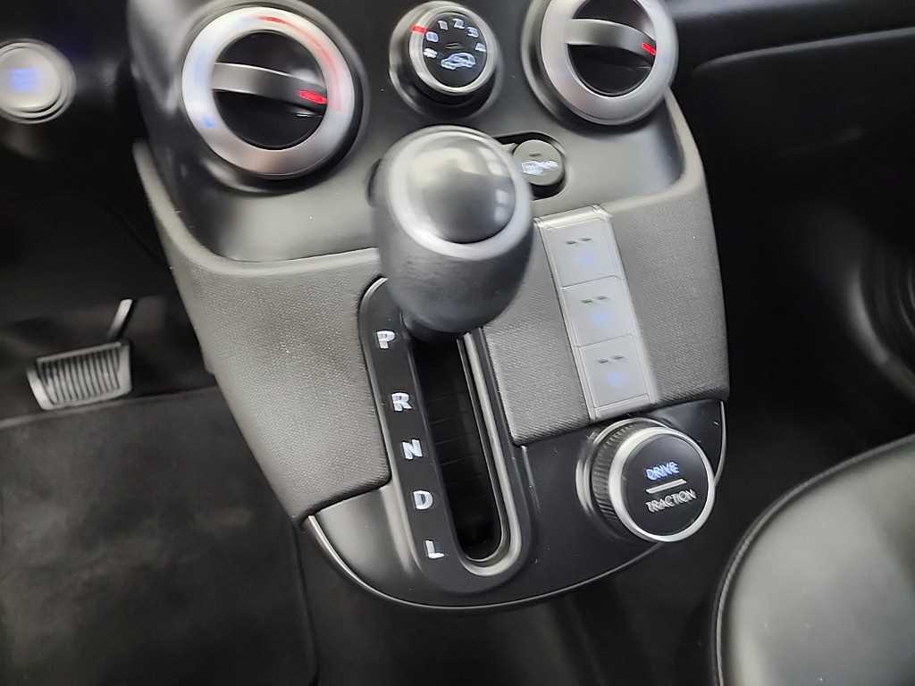 HYUNDAI Casper - Vista 8