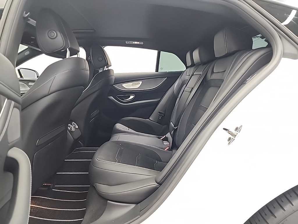 Mercedes Benz AMG GT - Vista 12