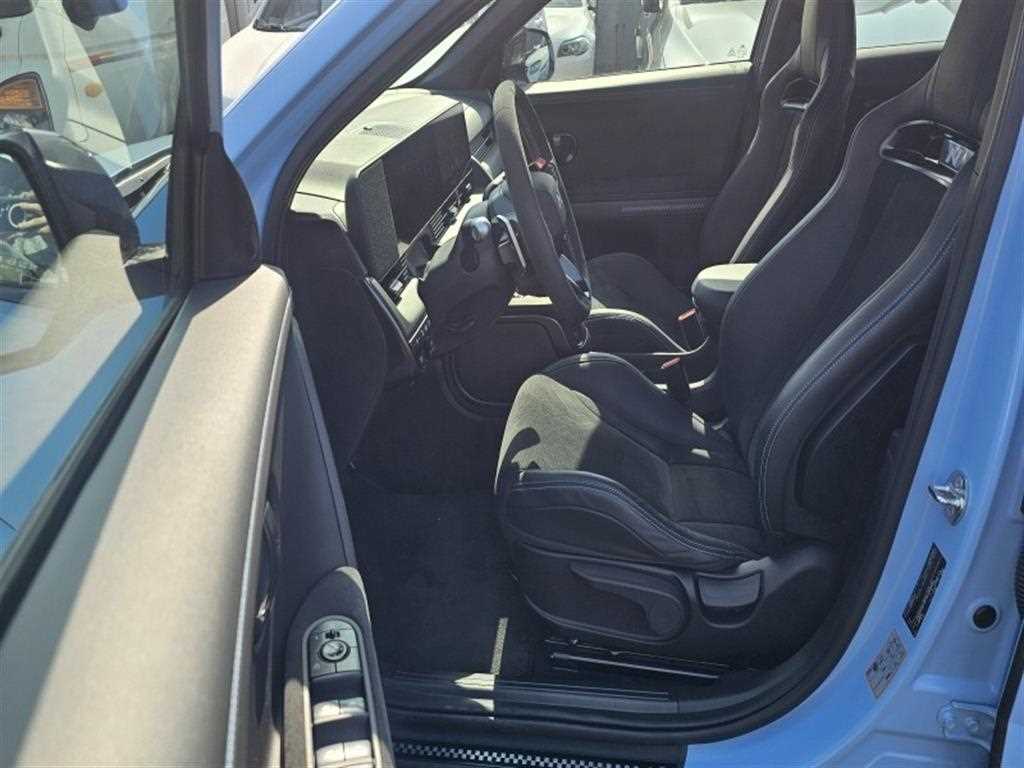 HYUNDAI Ioniq 5 - Vista 6