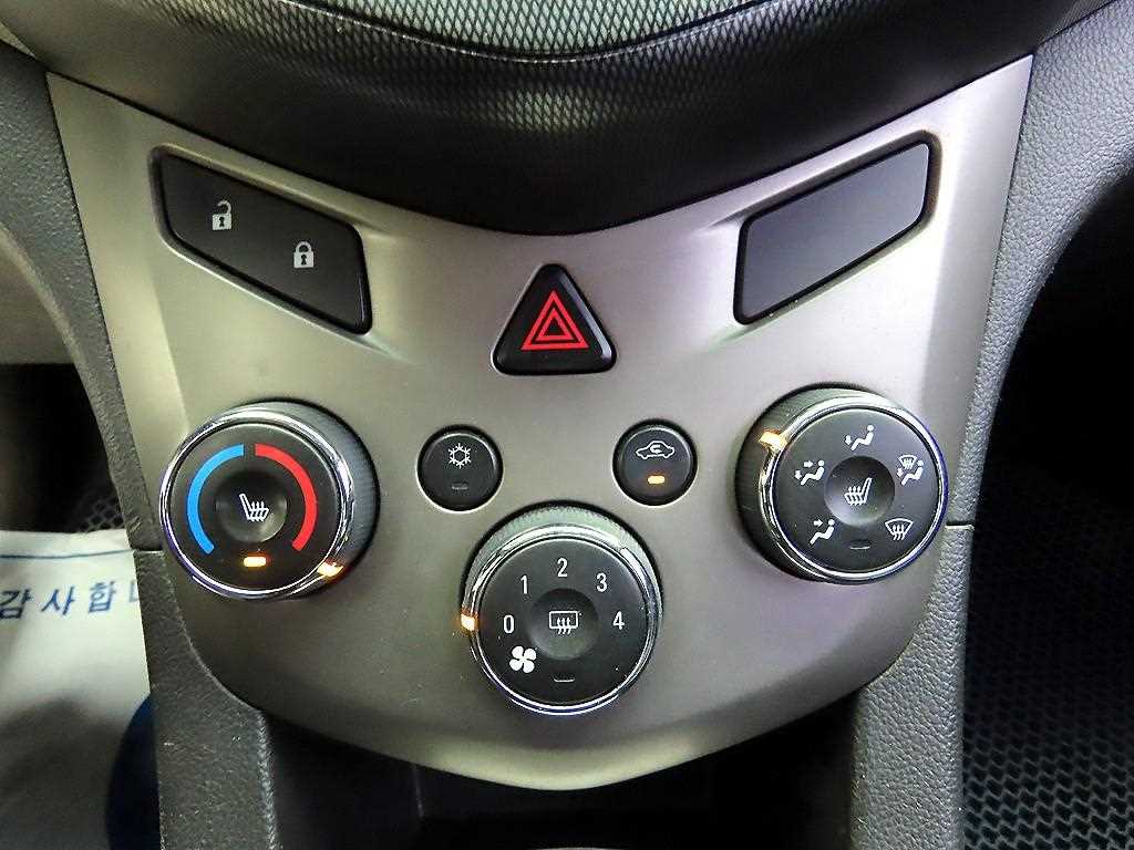 Chevrolet Abeo 2013 Blanco - Importación desde Corea - HF Imports Iquique - Foto 13