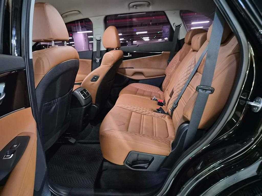 KIA Sorento - Vista 7