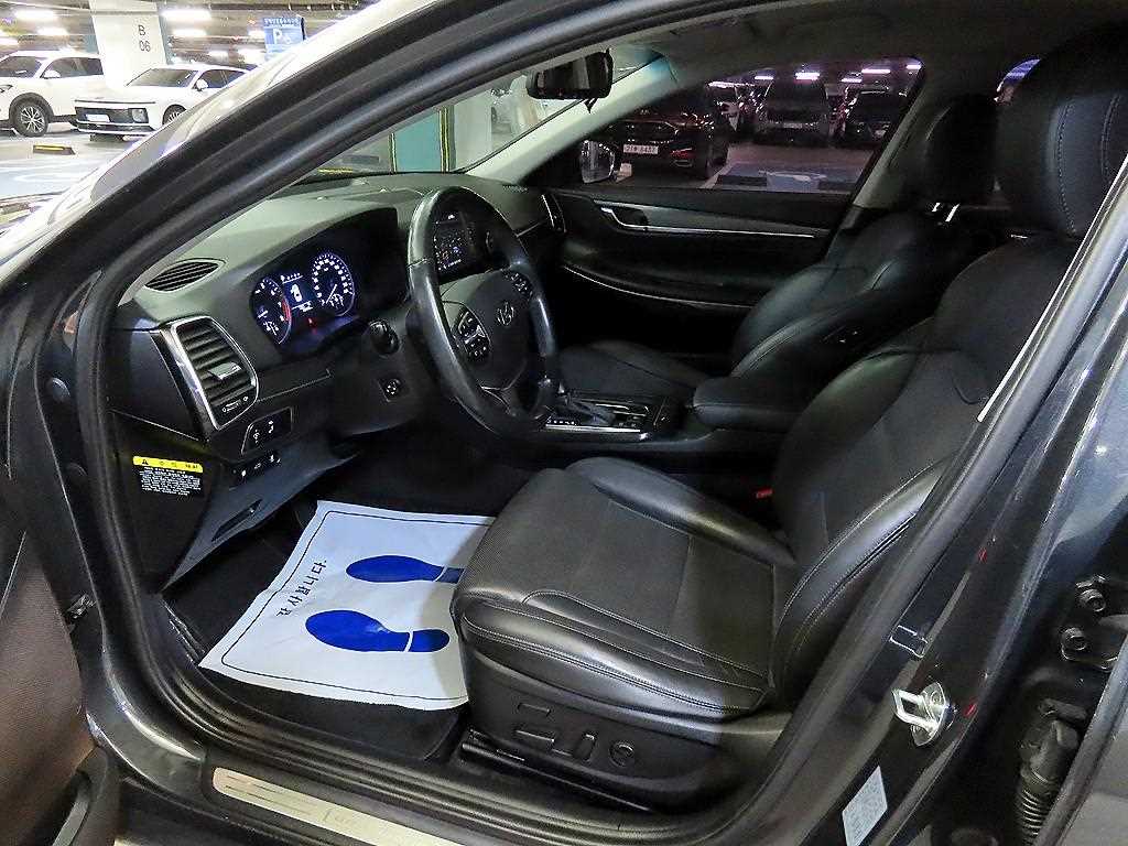 HYUNDAI Grandeur - Vista 6