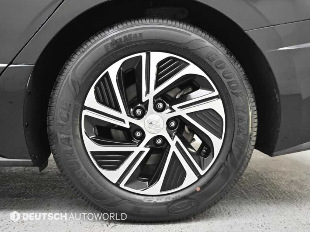 HYUNDAI Sonata - Vista 5