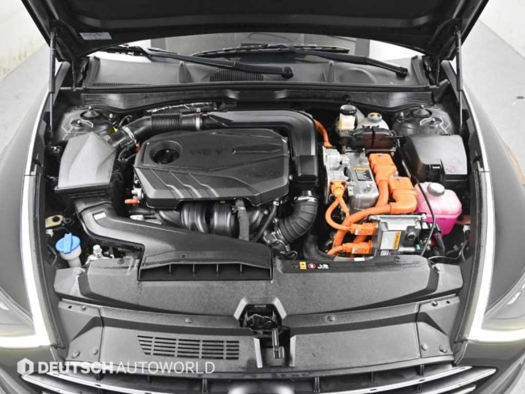 HYUNDAI Sonata - Vista 6