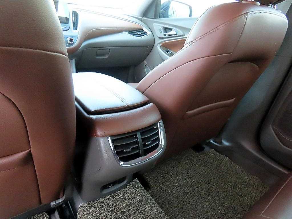 Chevrolet Malibu 2017 Azul - Importación desde Corea - HF Imports Iquique - Foto 17