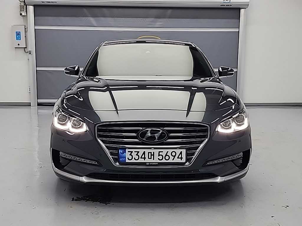 HYUNDAI Grandeur - Vista 2