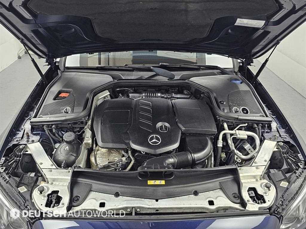 Mercedes Benz E class - Vista 6