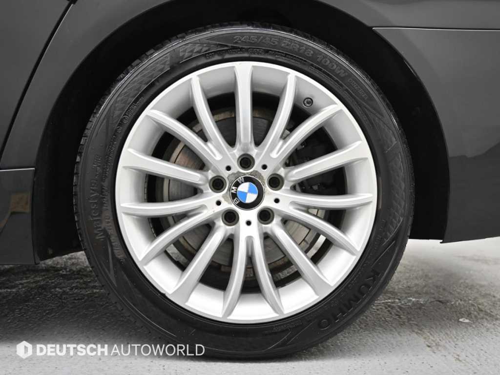 BMW 5 Series - Vista 5