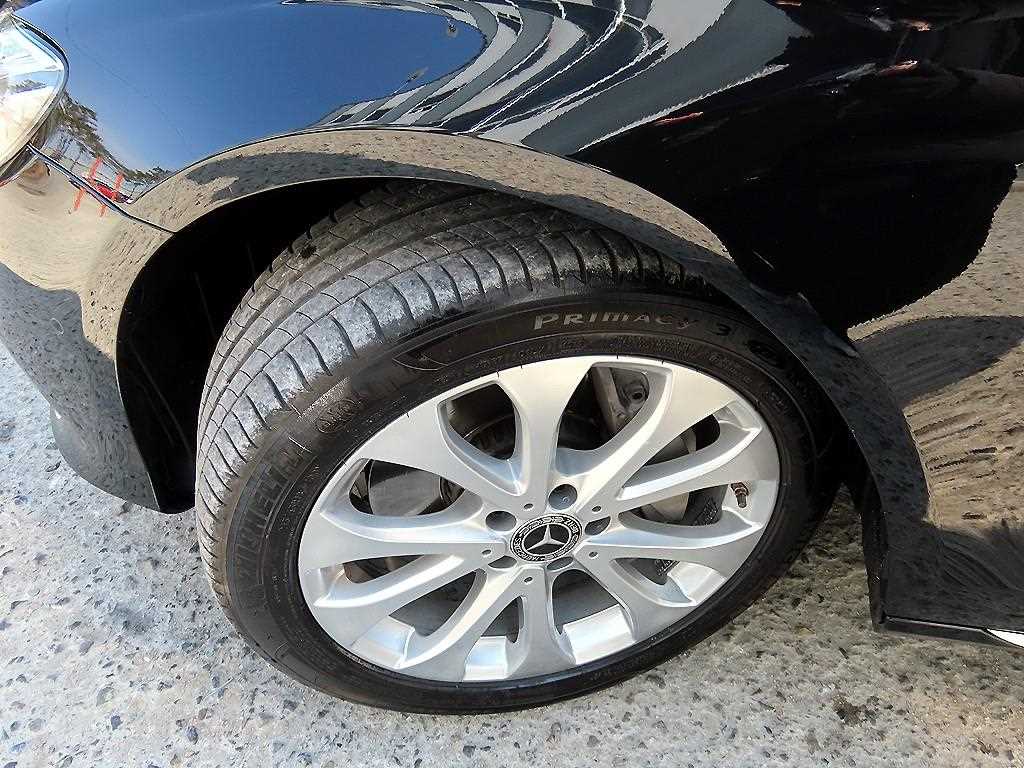 Mercedes Benz E class 2019 Negro - Importación desde Corea - HF Imports Iquique - Foto 20