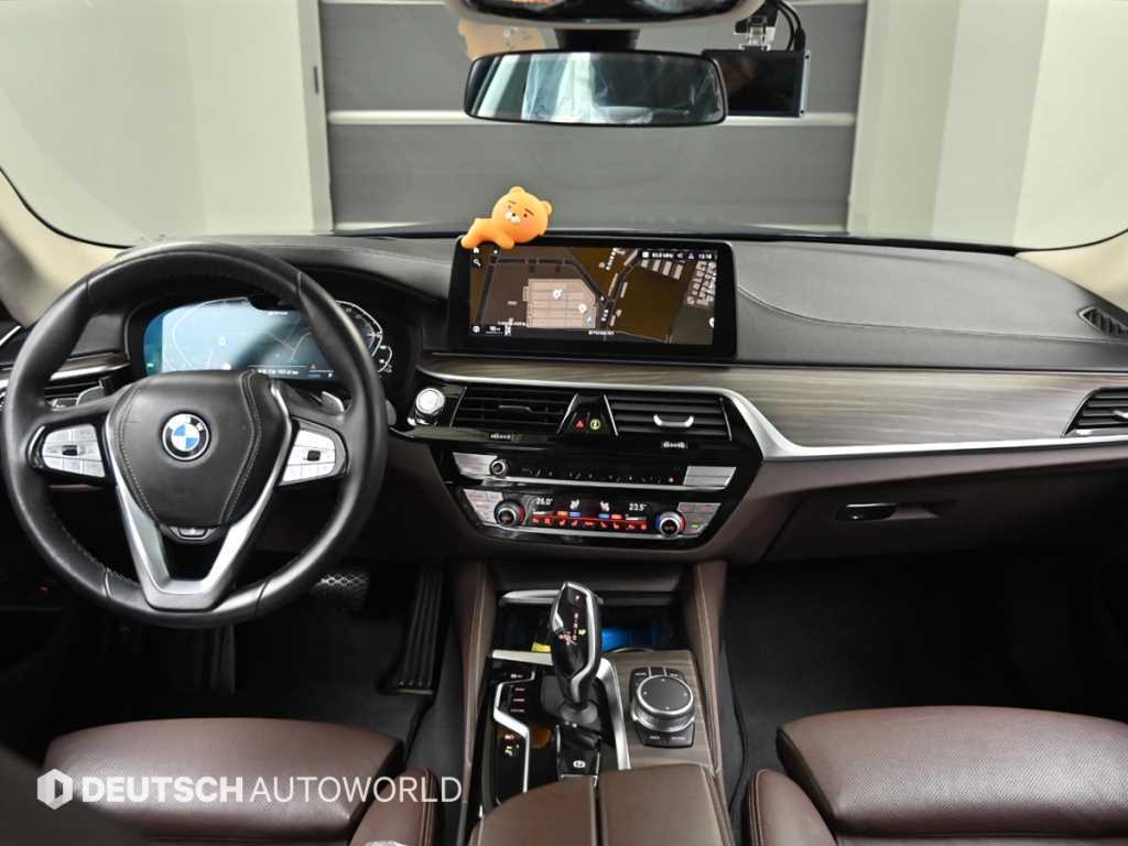 BMW 5 Series - Vista 7