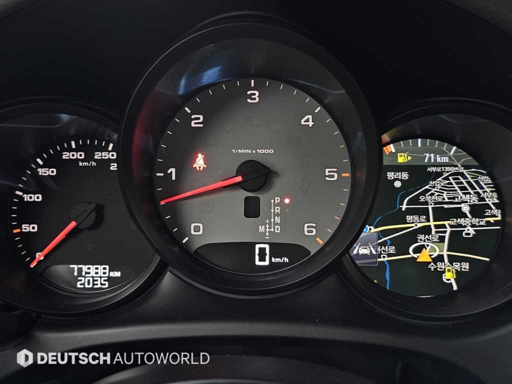 Porsche Macan - Vista 9